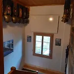 Mit Schoener Sicht Auf Bergpanorama Und Uebers Tal Appartement
