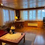 Mit Schoener Sicht Auf Bergpanorama Und Uebers Tal Appartement Ernen