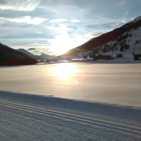 公寓 Mit Schoener Sicht Auf Bergpanorama Und Uebers Tal