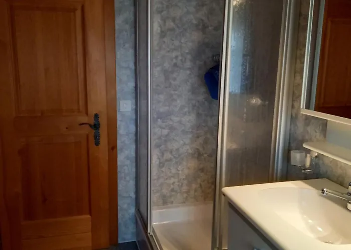 Apartamento Mit Schoener Sicht Auf Bergpanorama Und Uebers Tal *