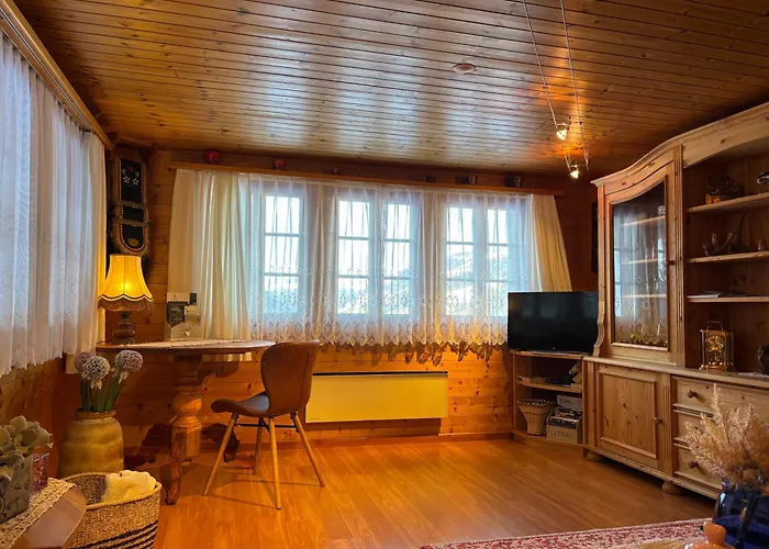 Апартаменты Mit Schoener Sicht Auf Bergpanorama Und Uebers Tal *
